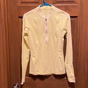 Luluemon running top